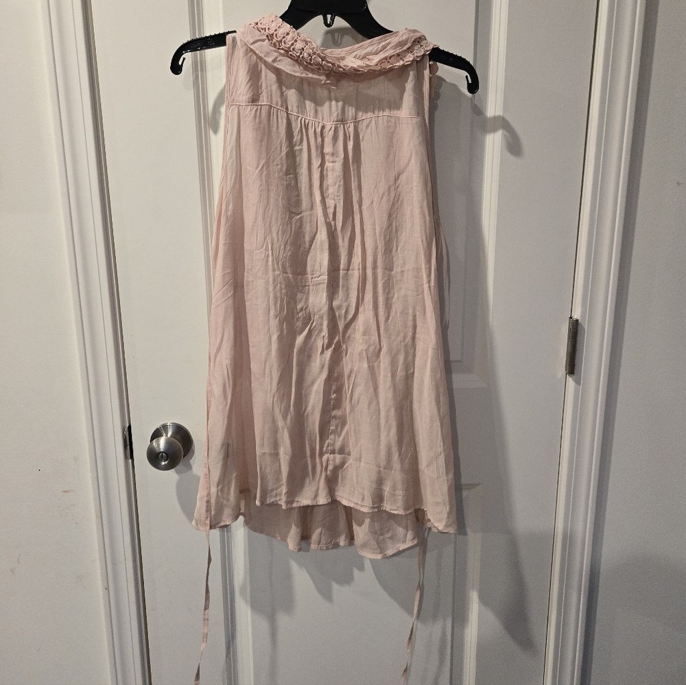 Love Stitch Elegant Pink Sleeveless Top with Lace Trim Size Medium - Picture 4 of 5